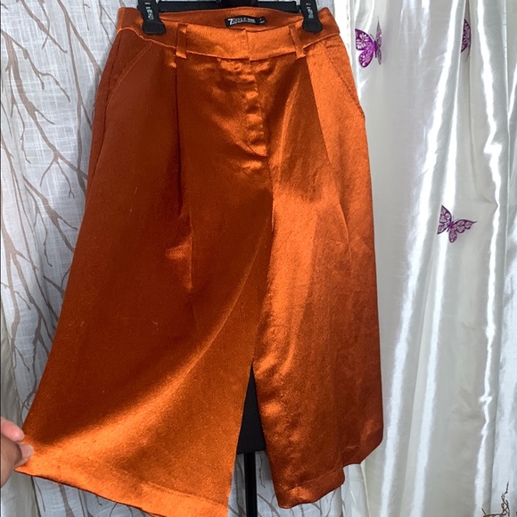 7th Avenue by New York & Co. Rust Gauchos - Picture 3 of 5